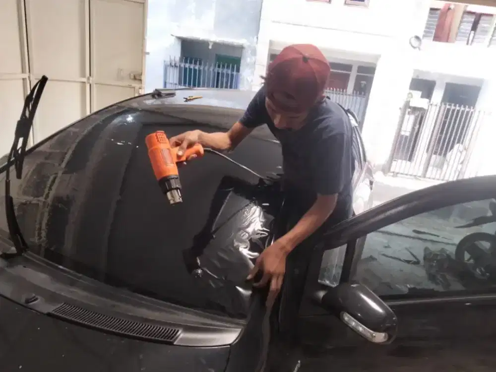 pilihan berbagai brand kaca film untuk mobil