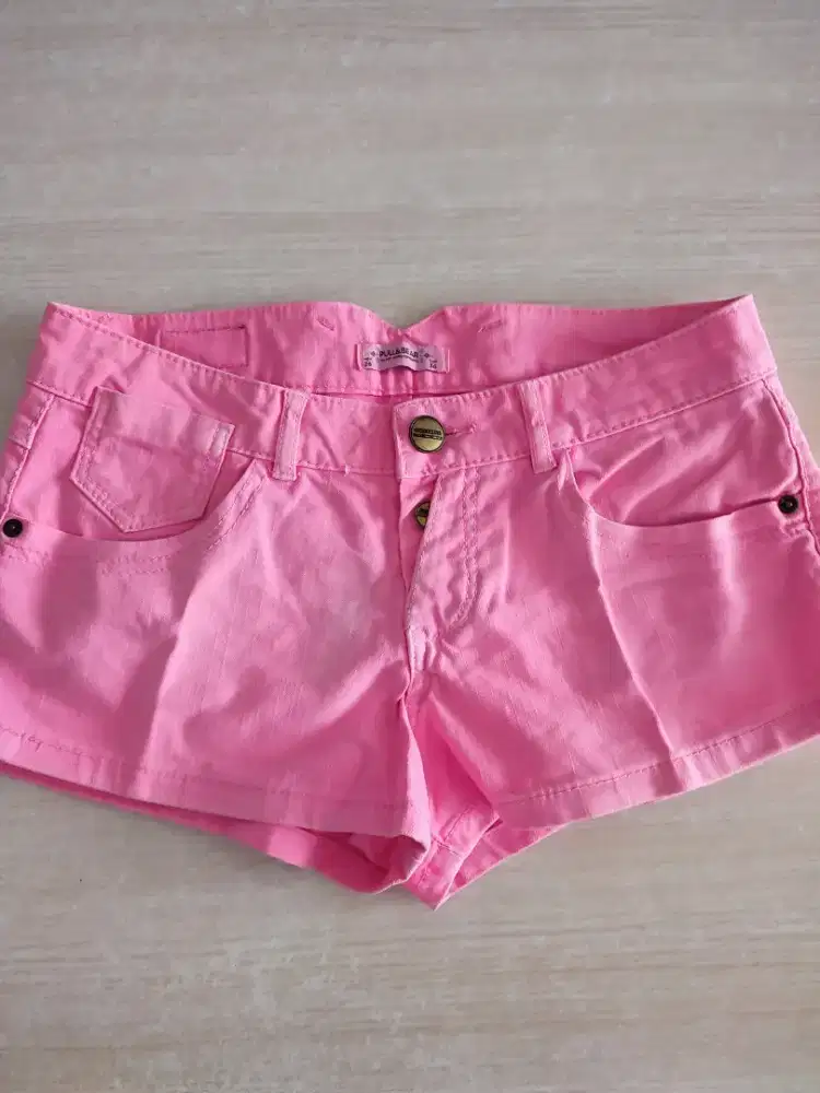 Celana Pendek Pull & Bear