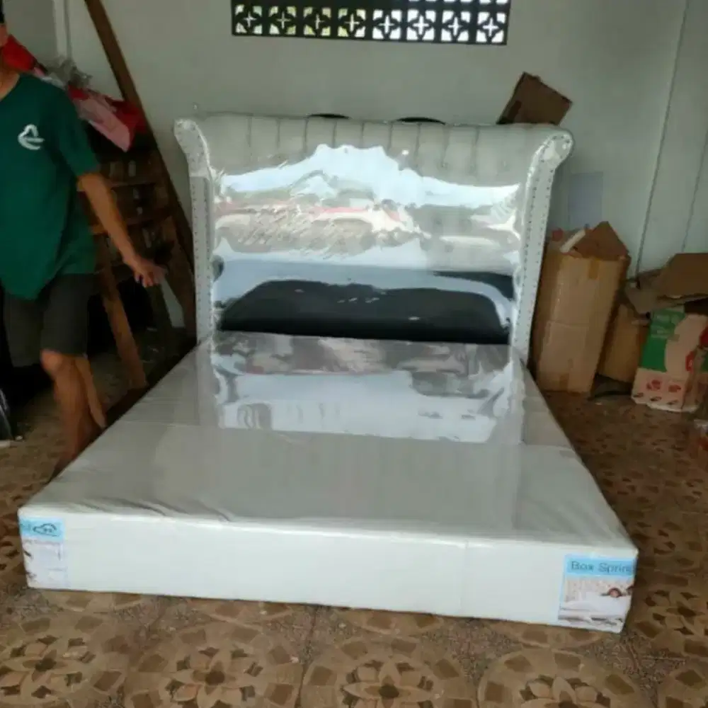 (Furniture Divan + Sandarannya Mewah Besar Classic/Modern Murah)