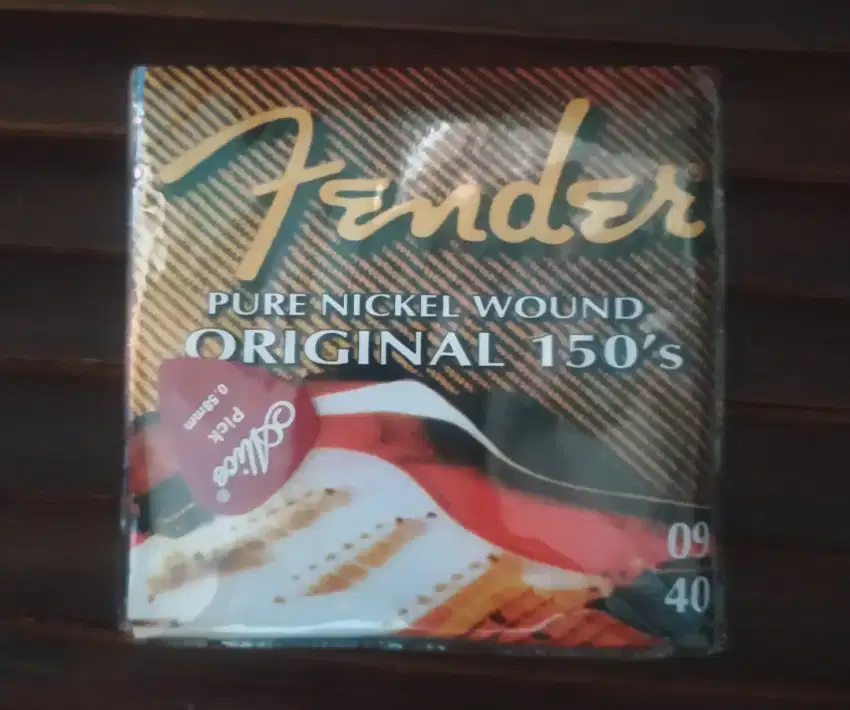 Senar gitar fender dan D'addario