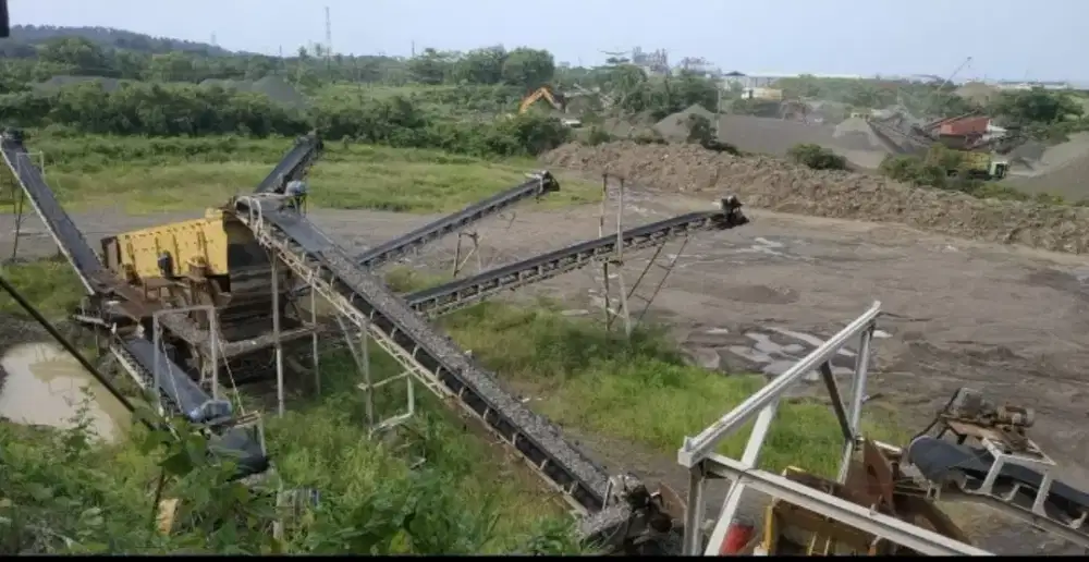 Stone  crusher baru dan bekas juga rekondisi