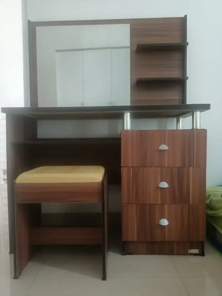 Meja Rias Bekas | Meja Rias Murah | Meja Rias Bekas Murah