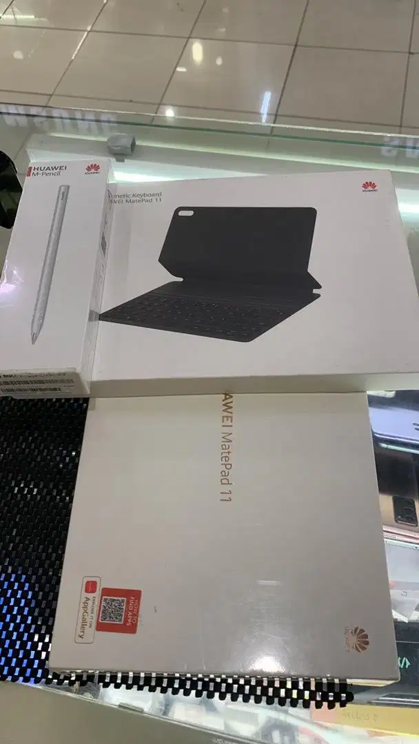 Matepad 11 6/128 (2021) wifi plus keyboard pencil