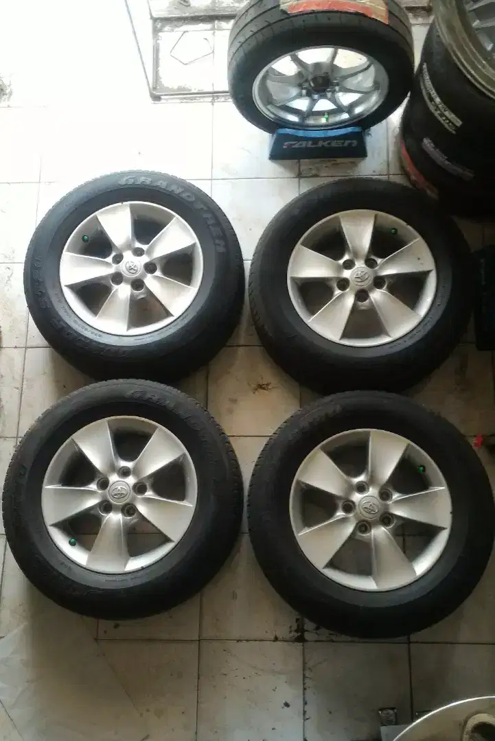 Velg oem rush r16 5x114 lbr6,5 et50 sepaket ban