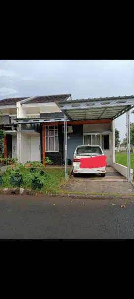 DISEWAKAN Rumah Hoek Cluster De Oranje Grand Wisata