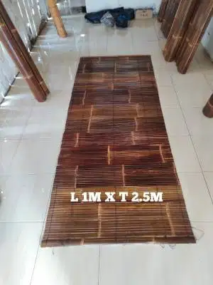Silahkan Lur Tirai bambu Wulung hitam di pliture Vernis 1 x 2,5  m