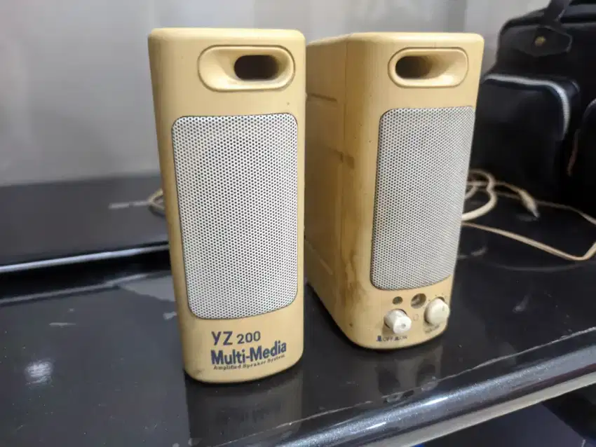 Speaker  yz 200