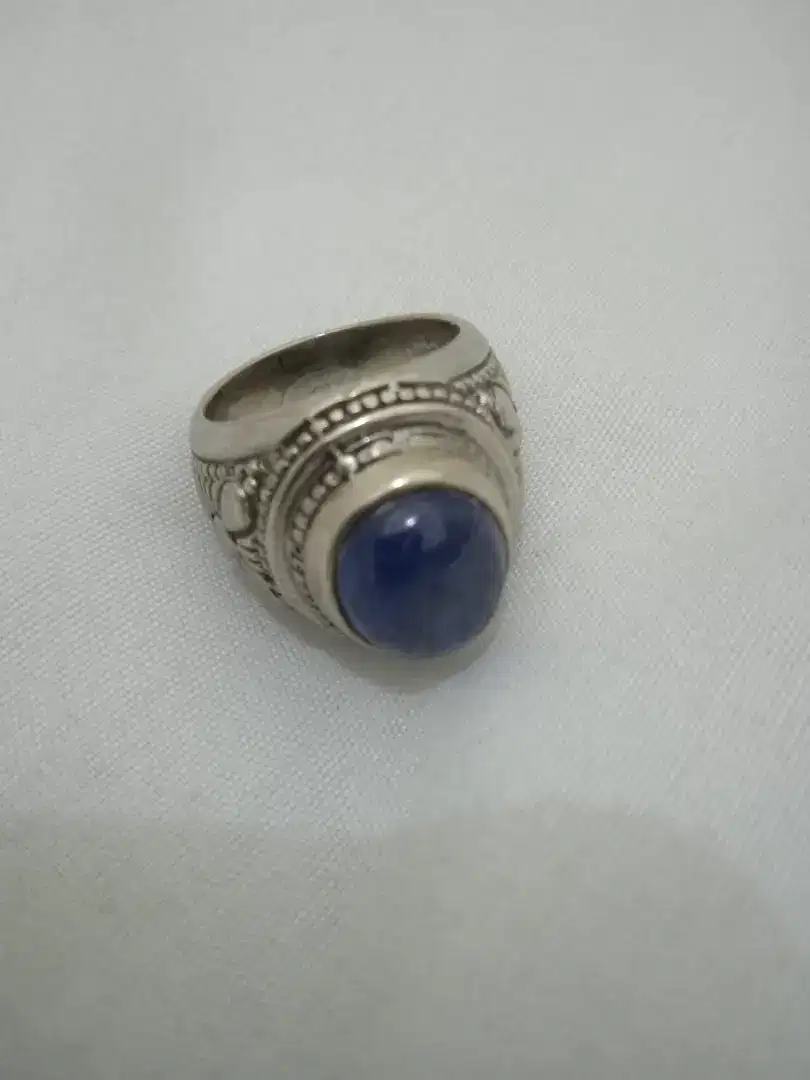 Blue safir natural