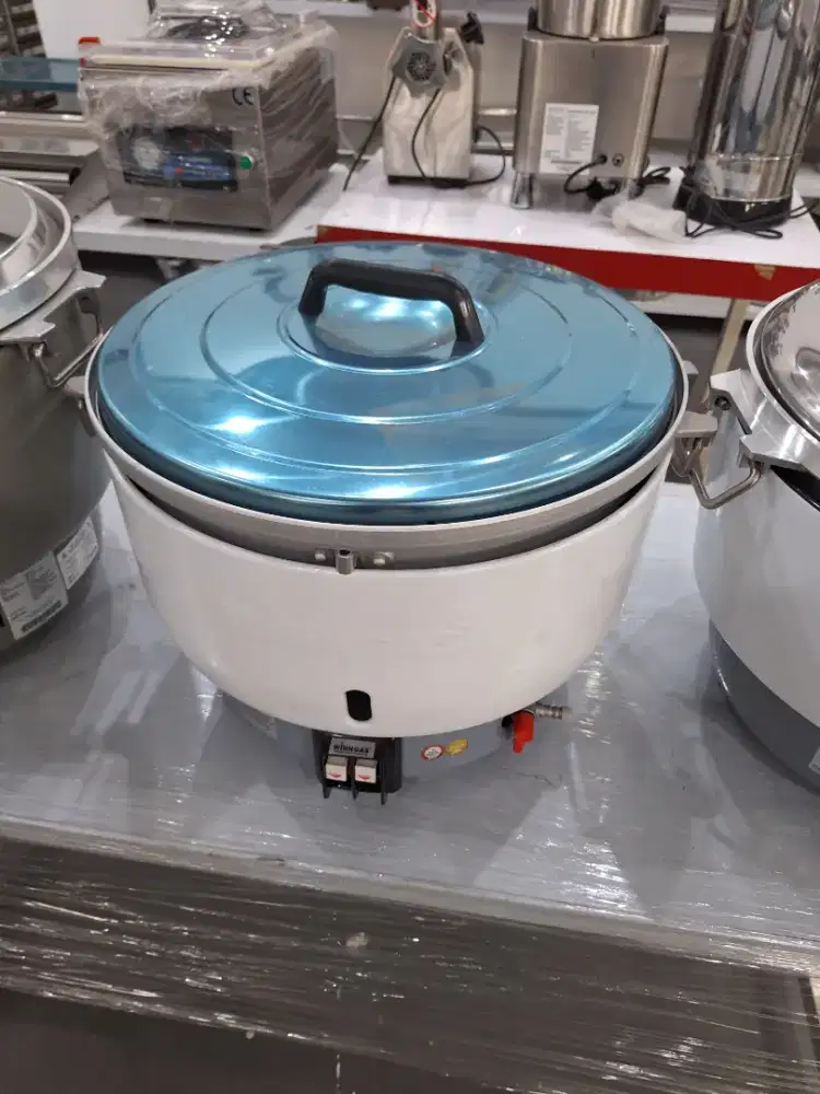 Rice Cooker Gas Rinnai RC-50 E Penanak Nasi 10 Liter