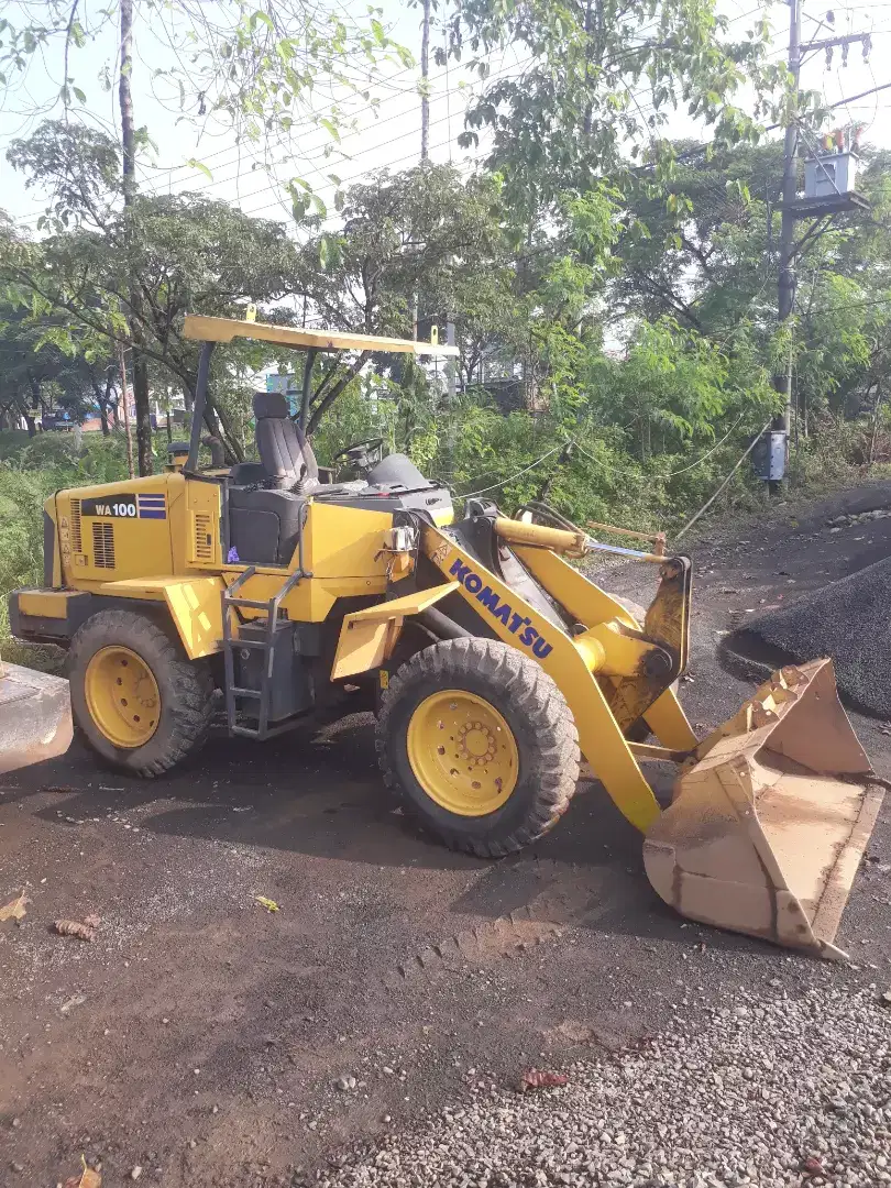 Loader komatsu wa100-5