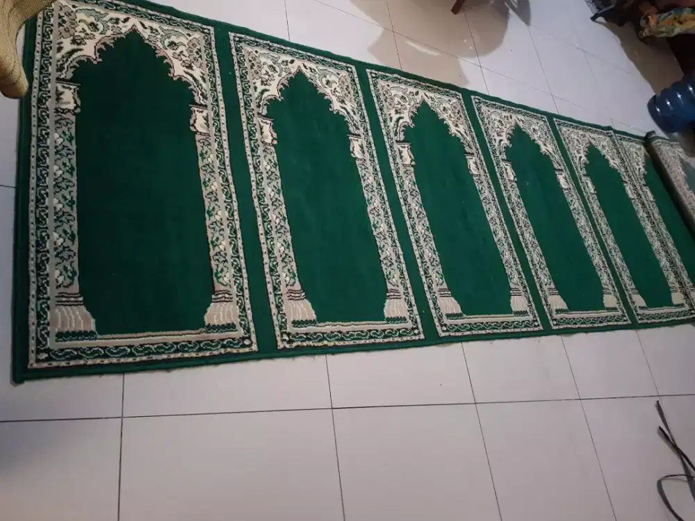 Karpet mesjid 112×550 cm seperti baru