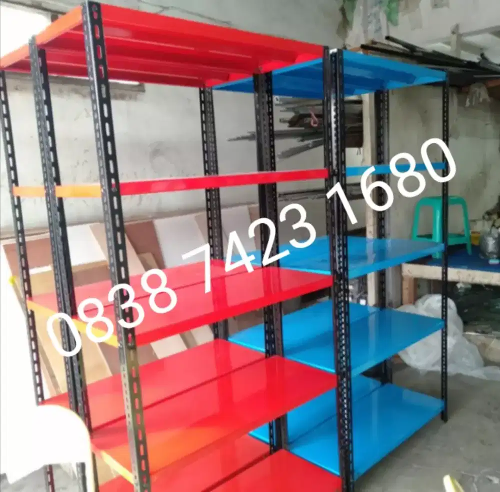 Rak besi siku lubang