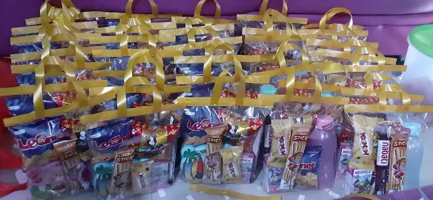 Snack Ulang Tahun Souvenir