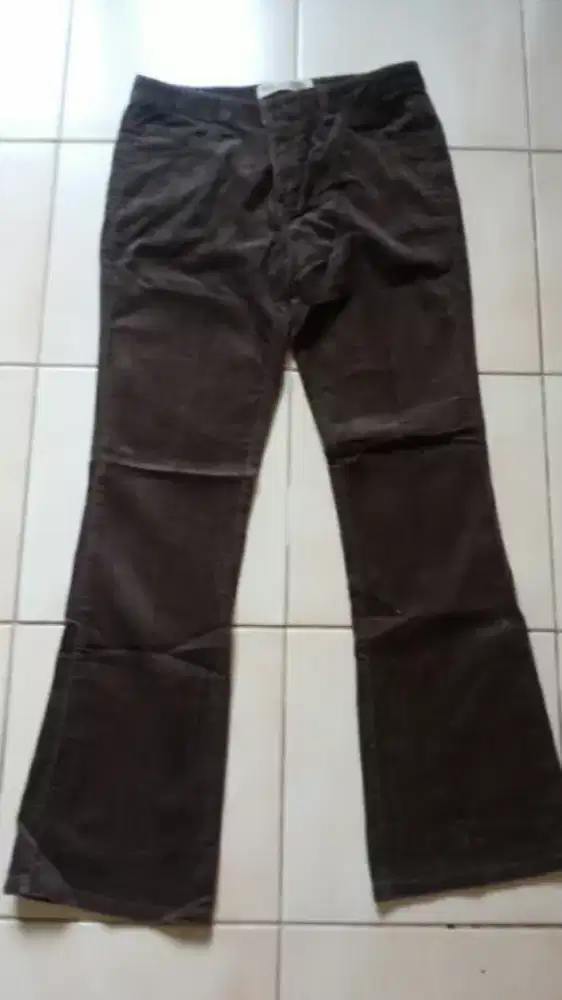 Celana katun lycra giordano