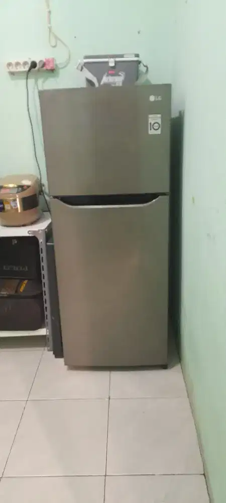 Kulkas 2 Pintu Lg Inverter di Depok Kota - OLX Murah Dengan Harga