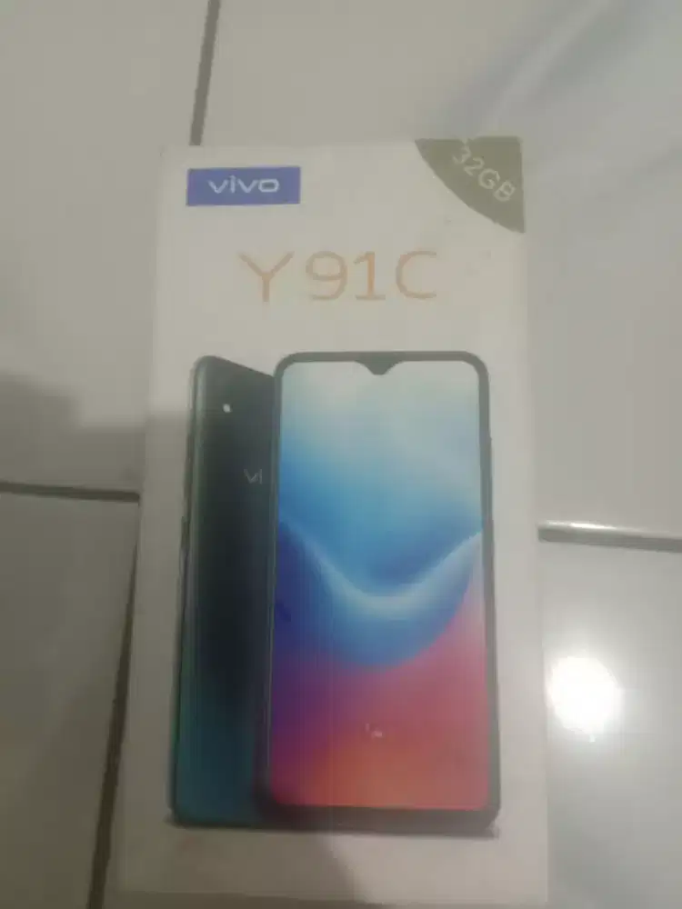 Kotak vivo Y91C lengkap sama kitap2 nya masih bagus