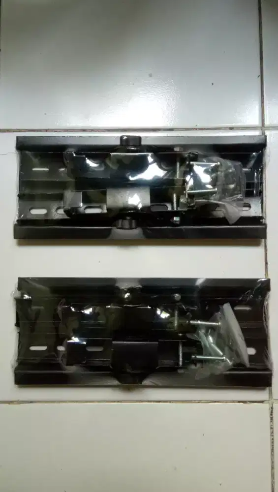 Braket led 15-43 inch,Briket tv 15_43 kuat