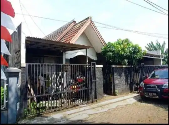 Dijual Rumah (Butuh Renovasi) Di Bukit Nusa Indah Serua Ciputat