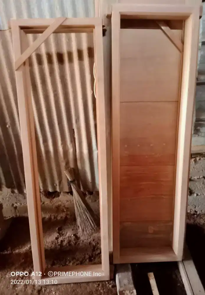 Promo kusen kayu kalimantan bahan kering