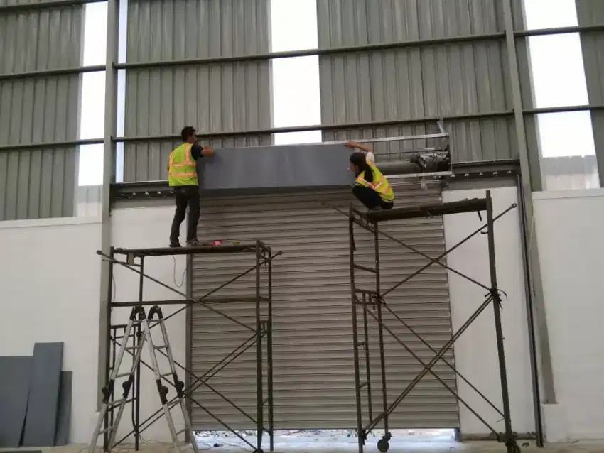 Jual/service rolling door industri,  Rolling door otomatis, electrik