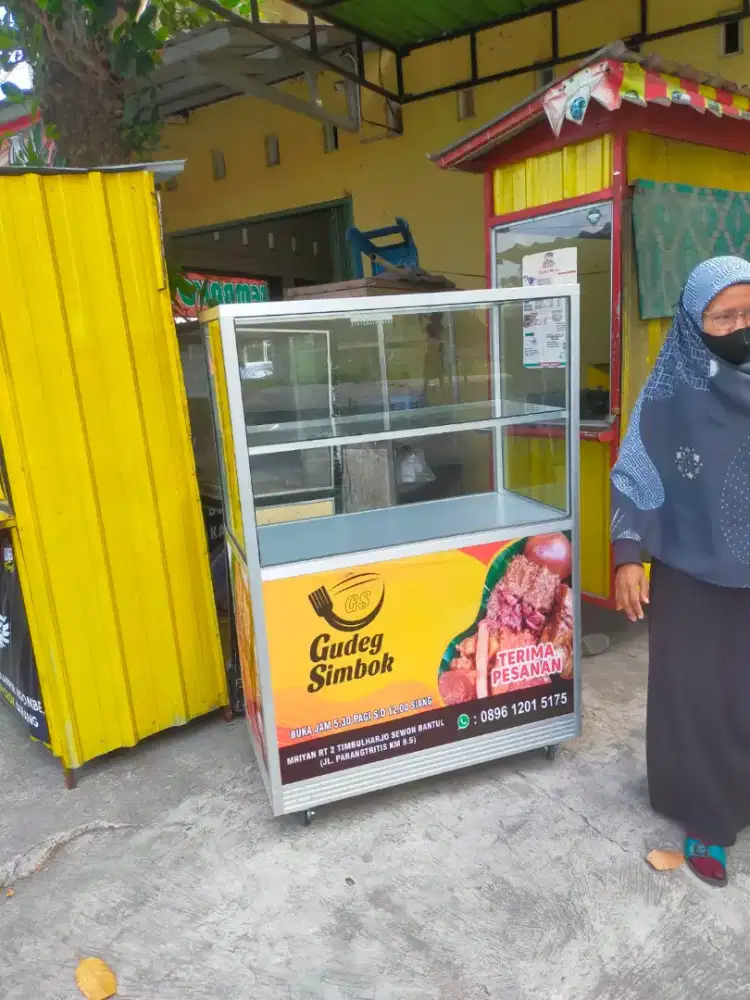 etalase konter HP pulsa kartu perdana murah free ongkir kondisi baru