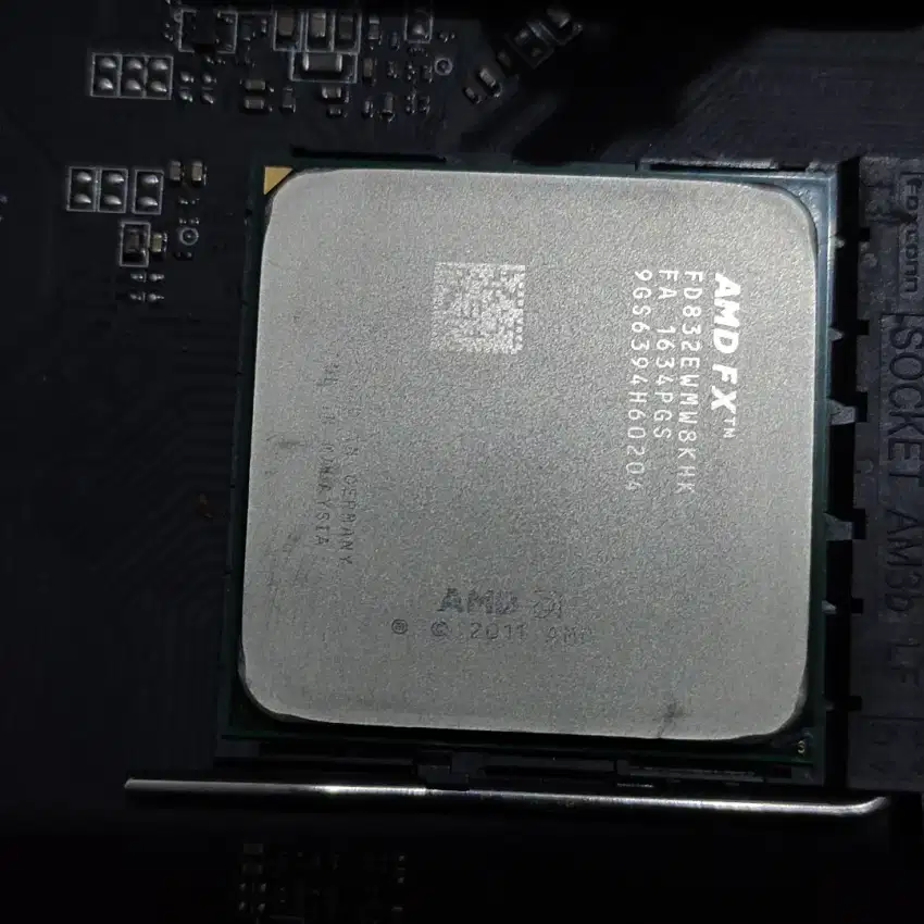 AMD FX8320E (8 Core ) + Motherboard dan RAM