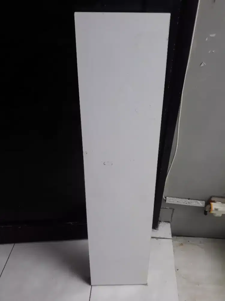 Rak dinding ambalan panjang 1 mtr.bekas mulus.