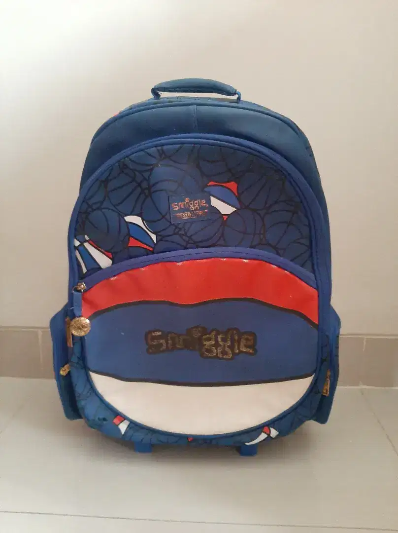 Original Smiggle Trolley Backpack 2nd hand