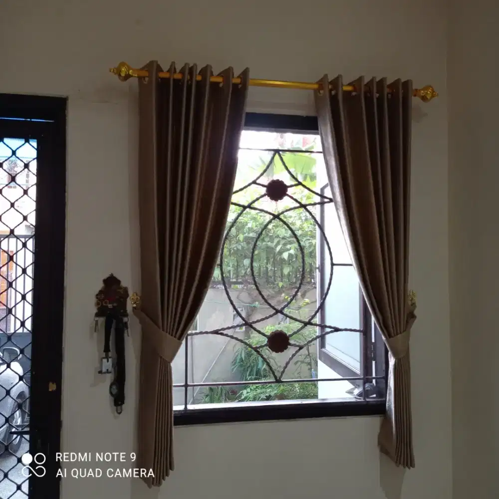 Melayani pesanan gorden