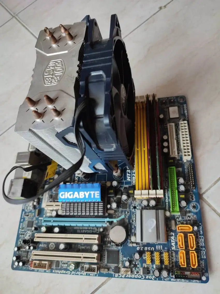 Paketan AMD Phenom II X6 1100T BE - Mobo Gigabyte DDR2