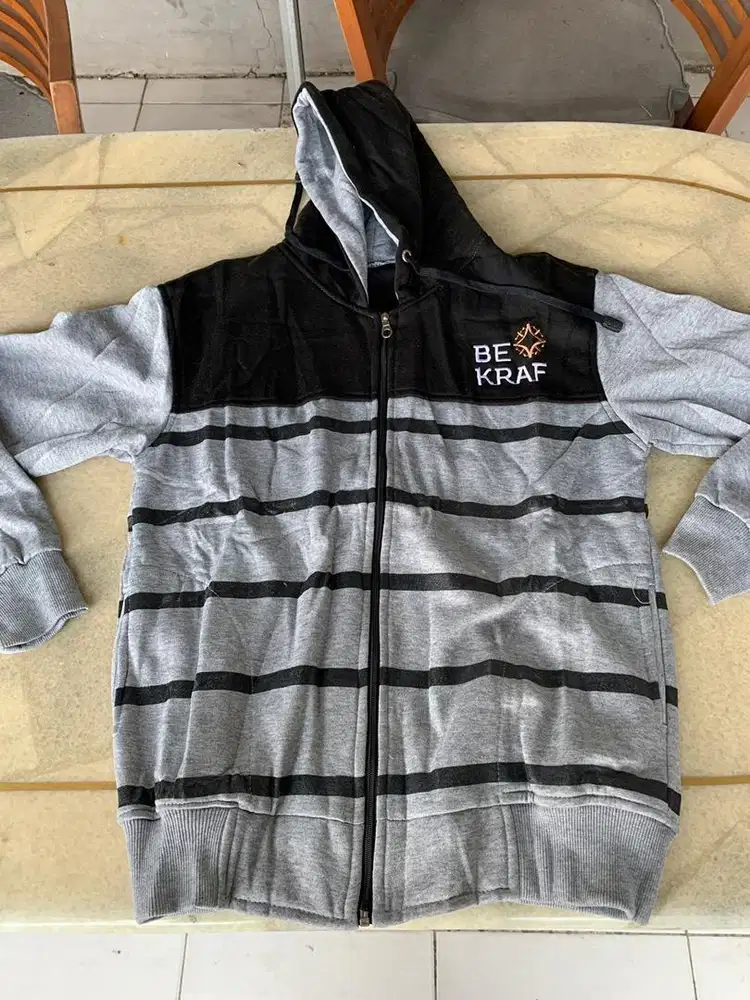 Jual murah jaket / sweater dan topi buat pedagang