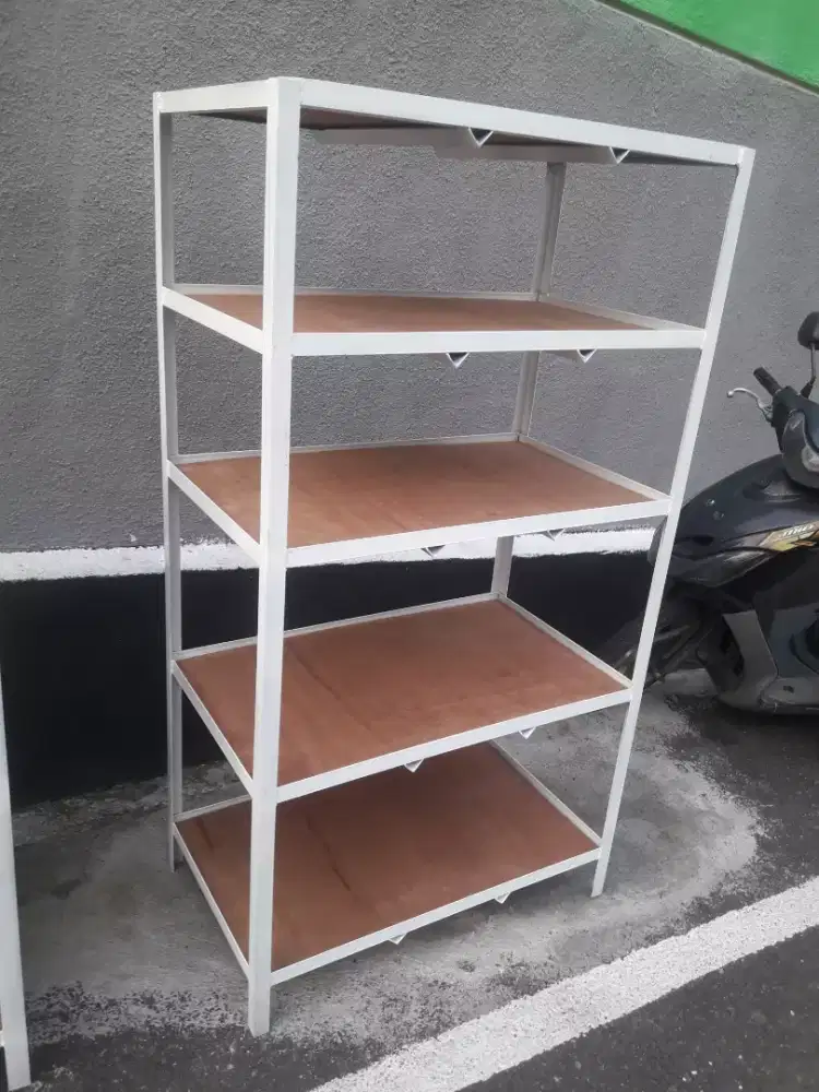 Rak partisi rak display