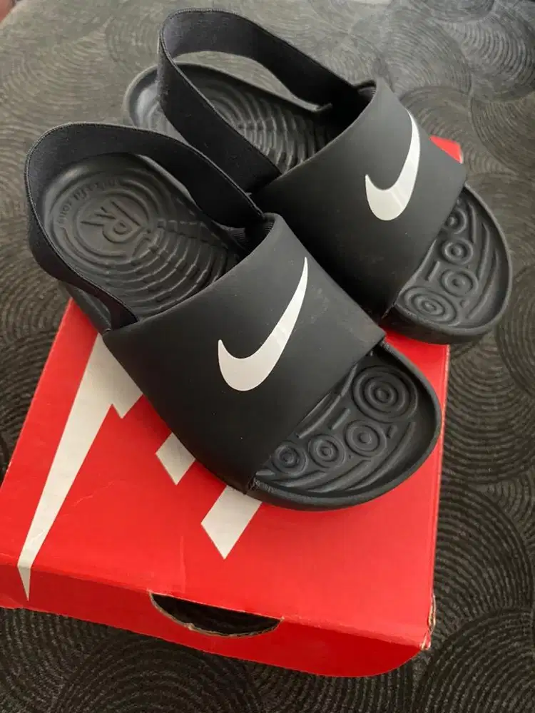 Nike sandals online 10c