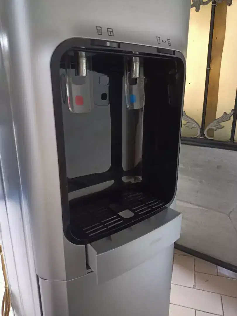 Dijual Water Dispenser Electrolux