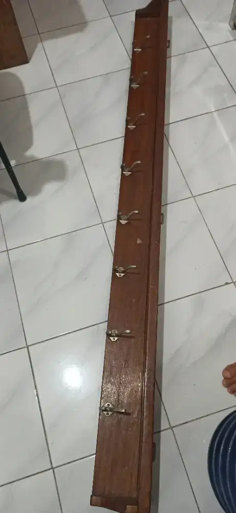 Kapstok jati tua istimewa