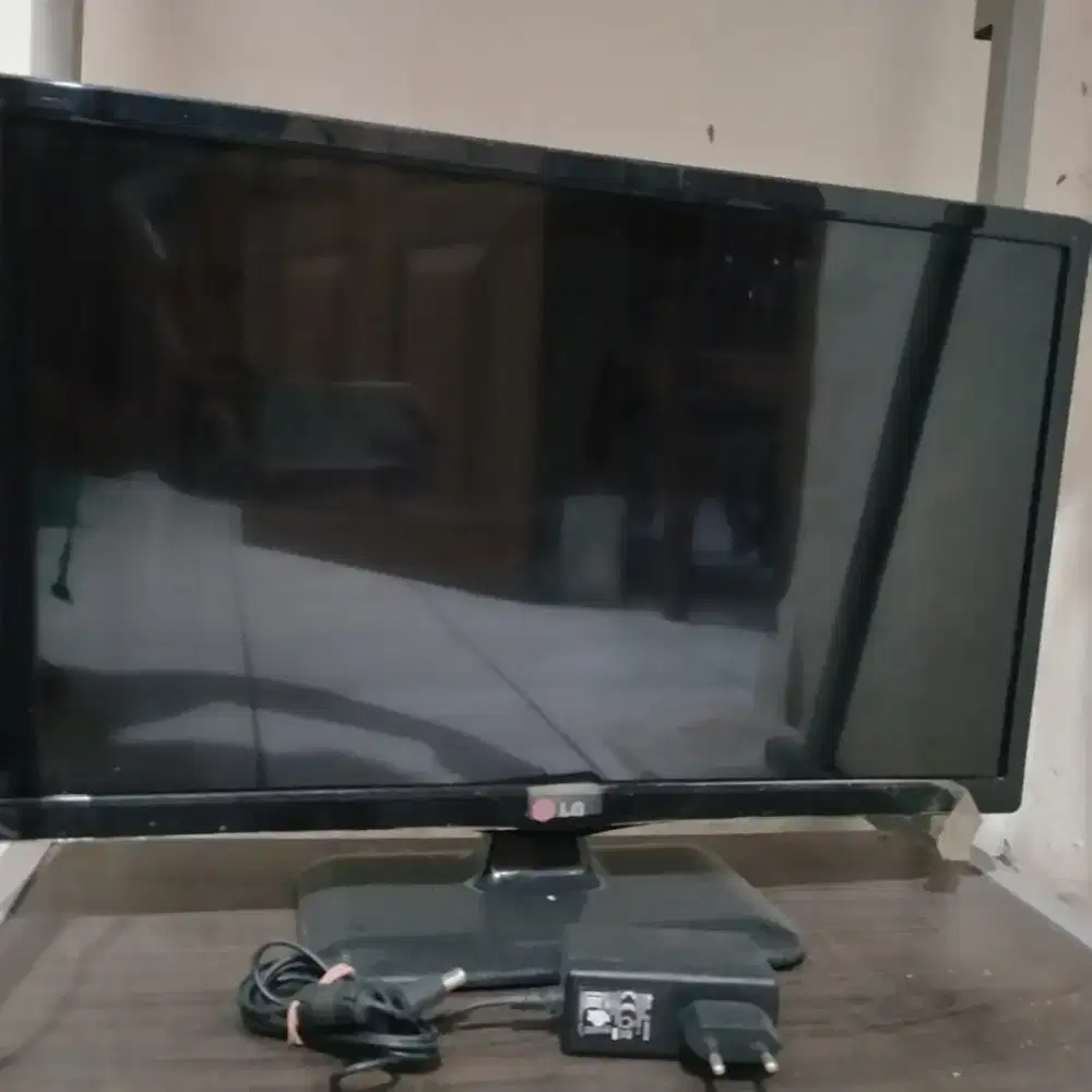 Tv LED LG 22inc Blank Biru