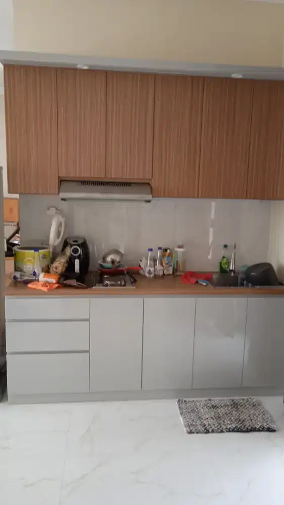 Kitchenset minimalis - jasa pembuatan mebel custom