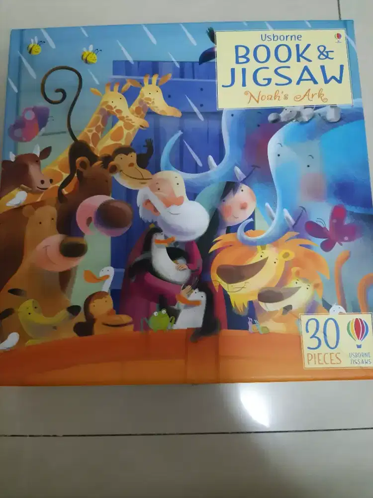 Usborne Noah's Ark 30 jigsaw puzzle & book