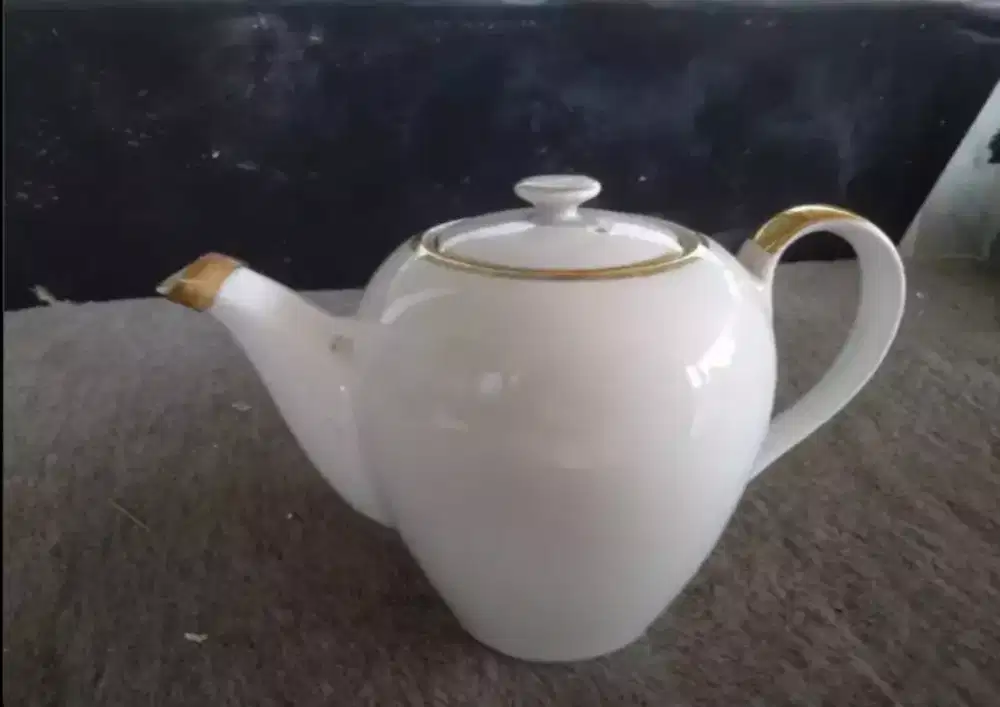 Poci antik/teapot porcelain vintage merk yamato fina japan