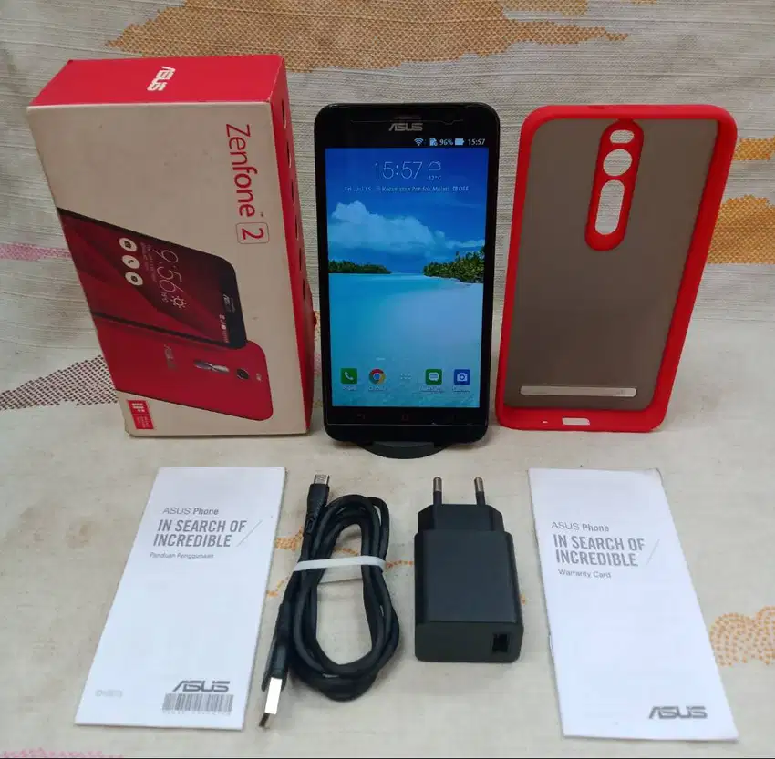 ASUS Zenfone 2 (ZE550ML) RAM 2GB/16GB + 16GB, Unit Simpanan, MULUS 99%