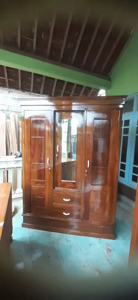 Jual lemari jati