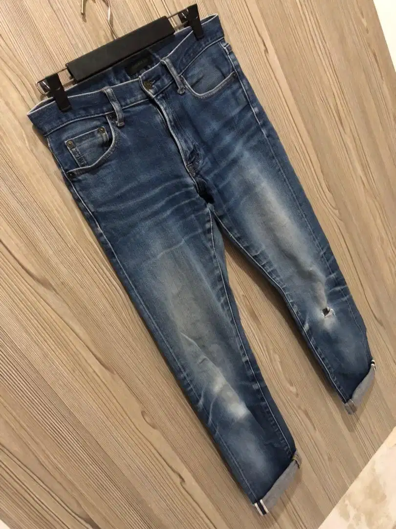 uniqlo selvedge blue jeans wash denim ripped sobek celana panjang pria