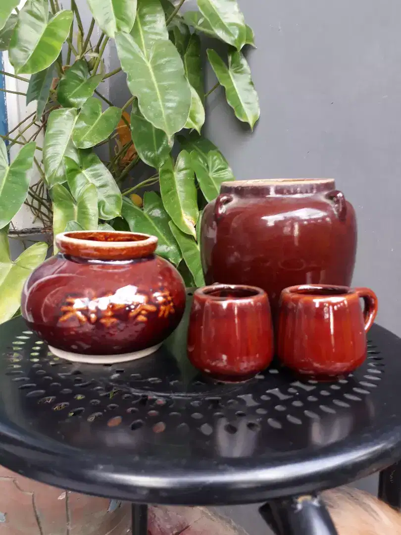 Guci coklat glatzier