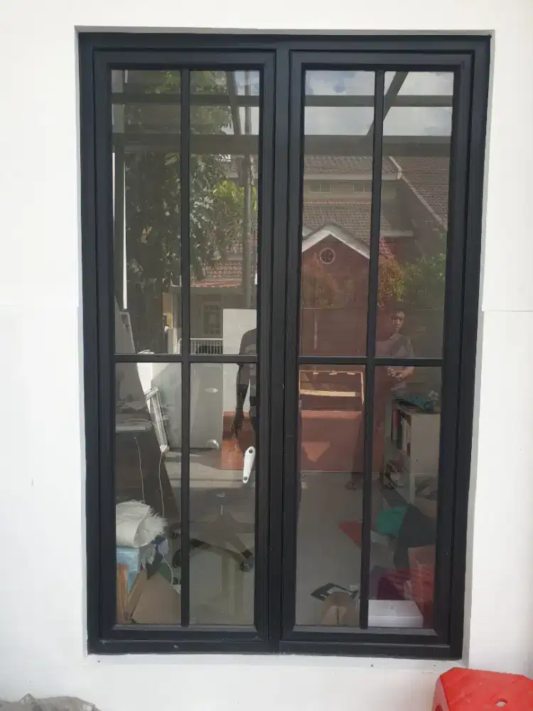 Pasang partisi almunium kaca ,pintu ,jendela (1h jadi )