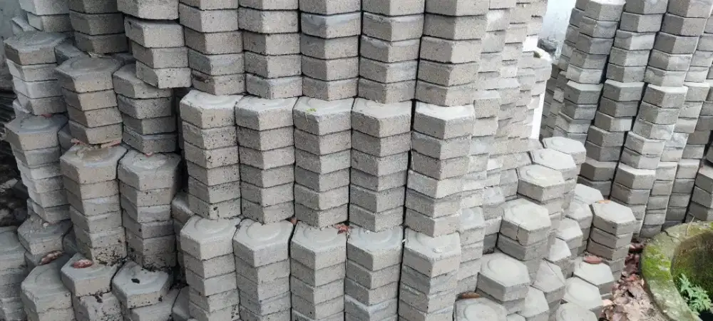 Depot Akor menjual Conblok, Comblok, conblock, konblok paving blok