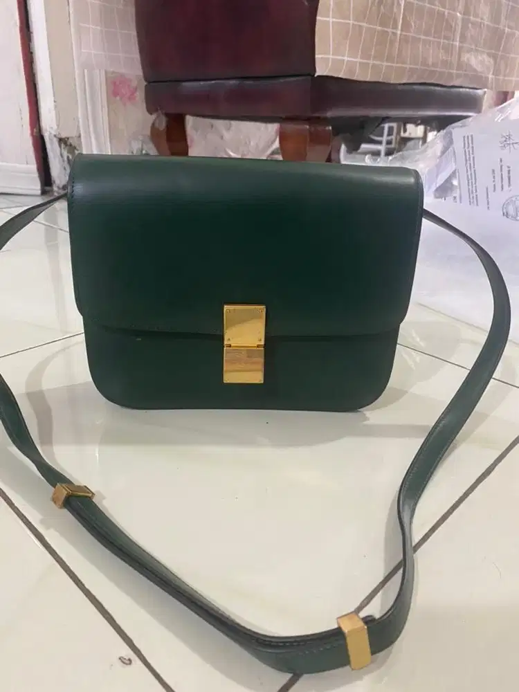 Celine Classic Bag Medium Authentic