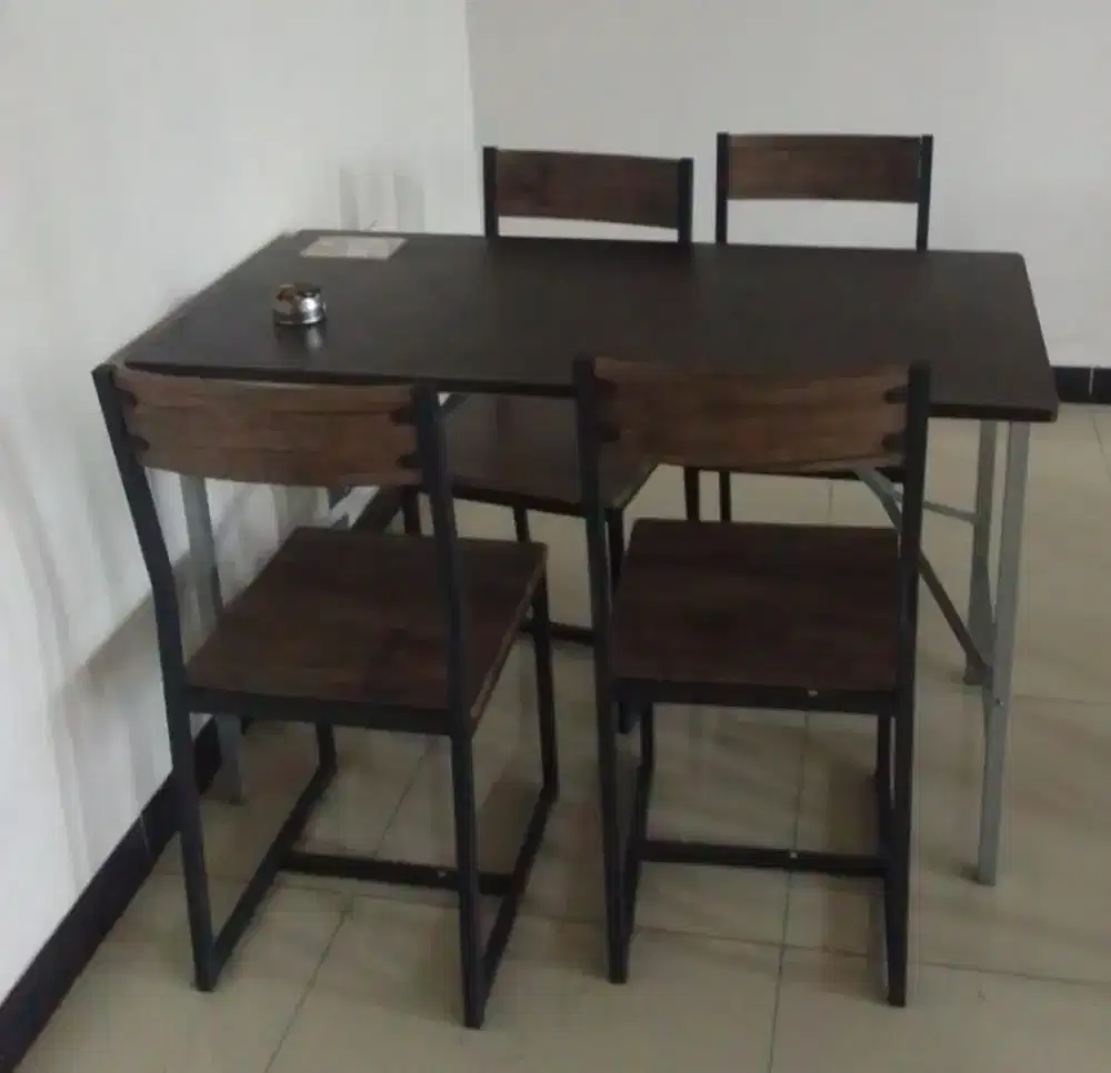 DIJUAL Meja Makan set