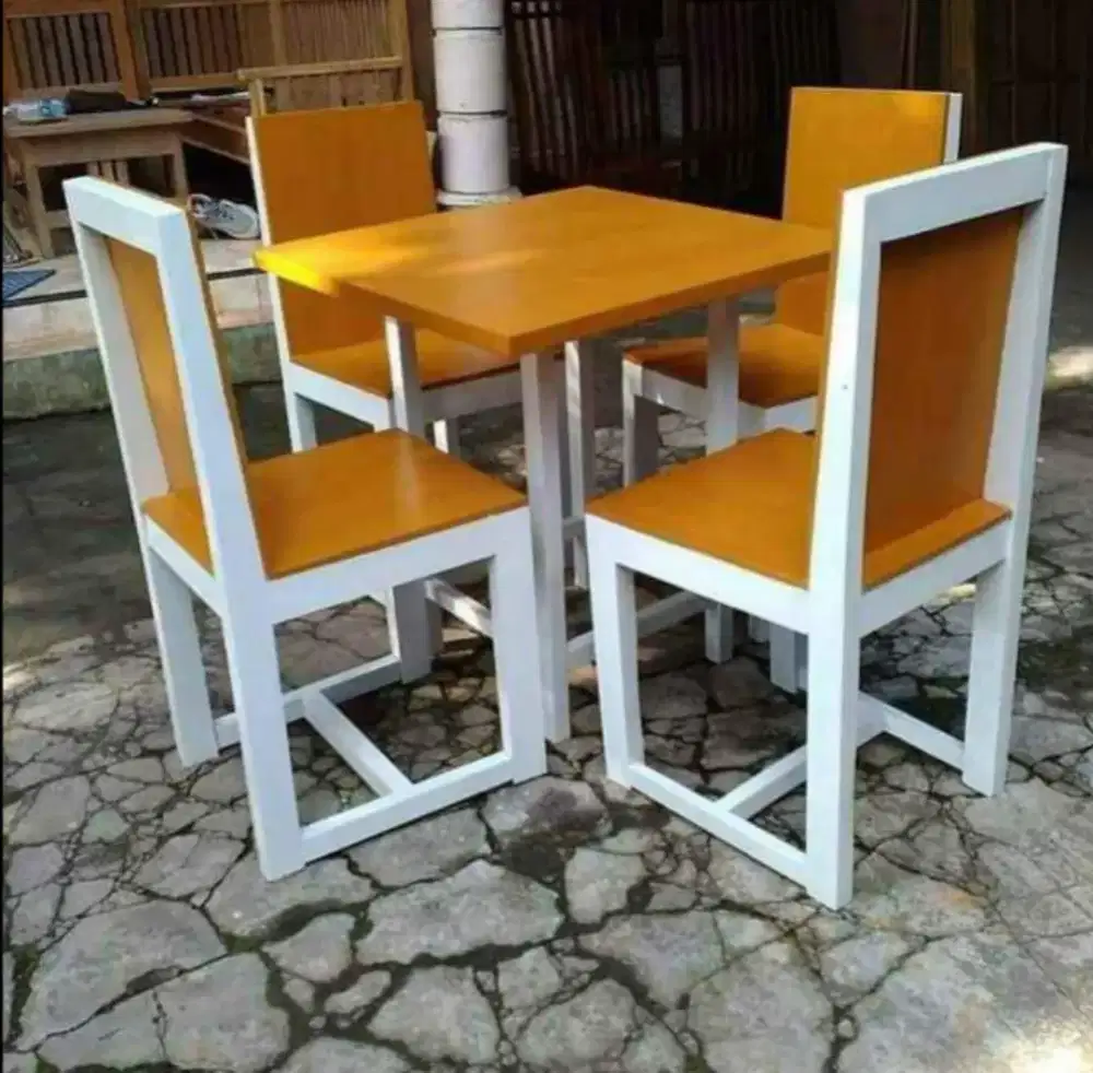 Pembuatan kursi caffee