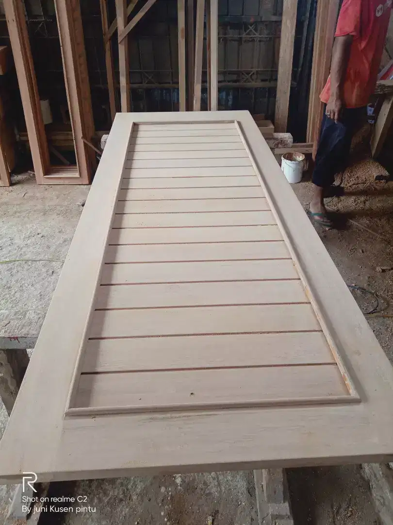 Daun pintu minimalis Kayu Meranti