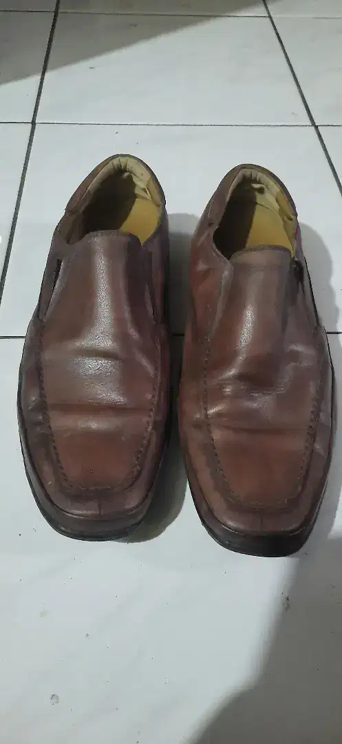 Jual Sepatu Kulit Pantofel merk  Andrew Size 40